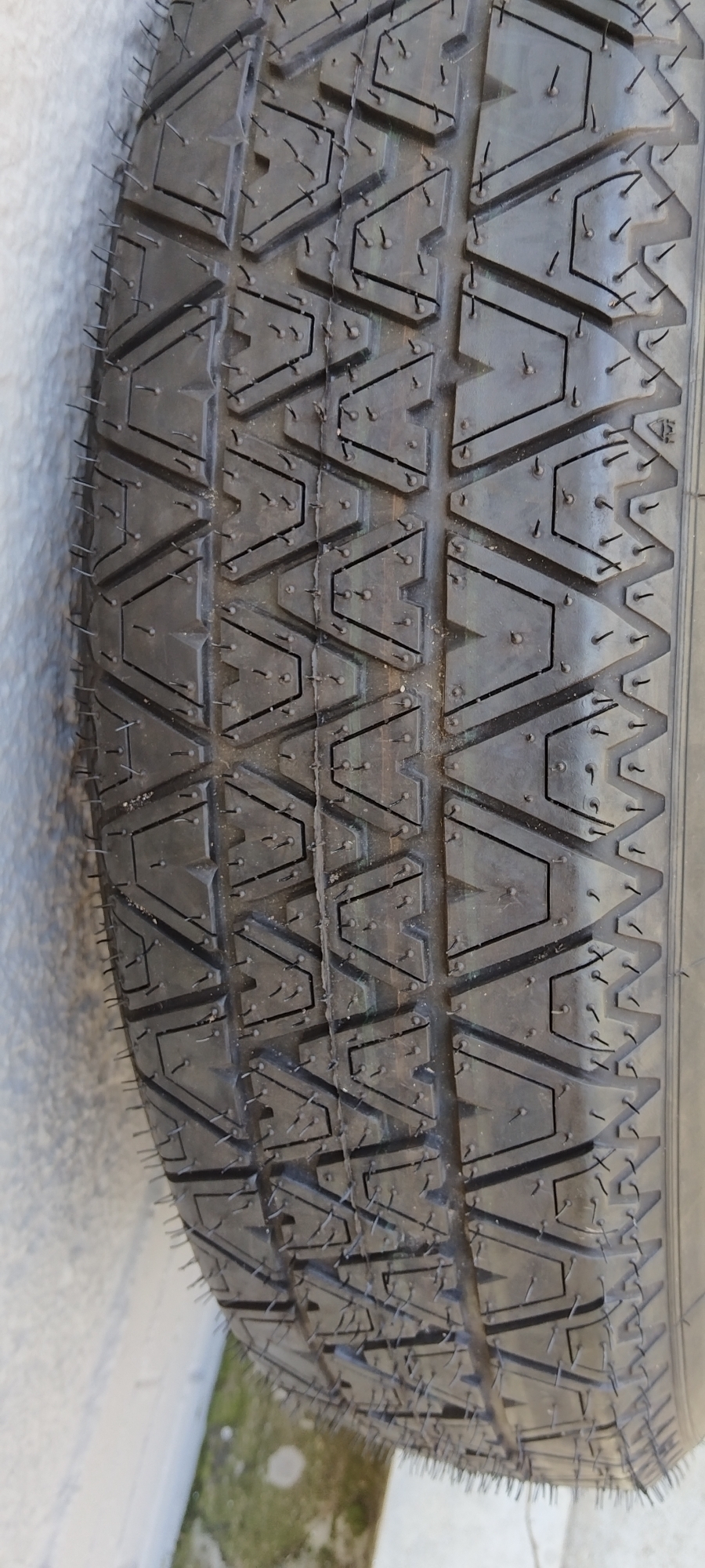 Range Rover Sport 2021 Hybrid Space Saver Spare Wheel with Wheel Cover - Private Seller Range Rover Sport 2021 Hybrid Space Saver Spare Wheel with Wheel Cover - Private Seller