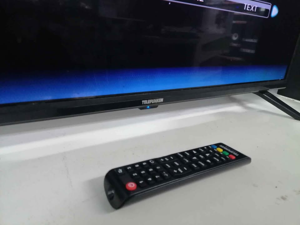 TELEFUNKEN 32" NON SMART TV