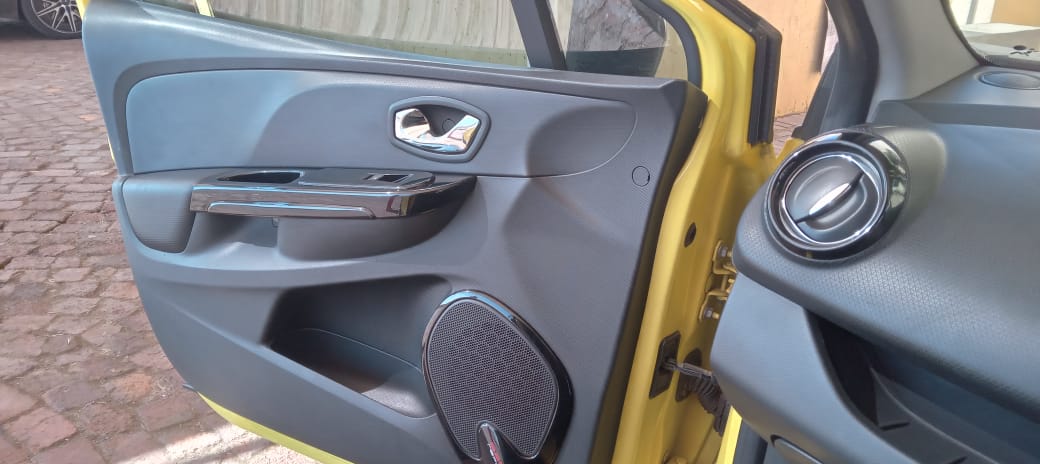 Good day I have a Renault Clio 2013 dynamic for sale Cruise control touch screen
