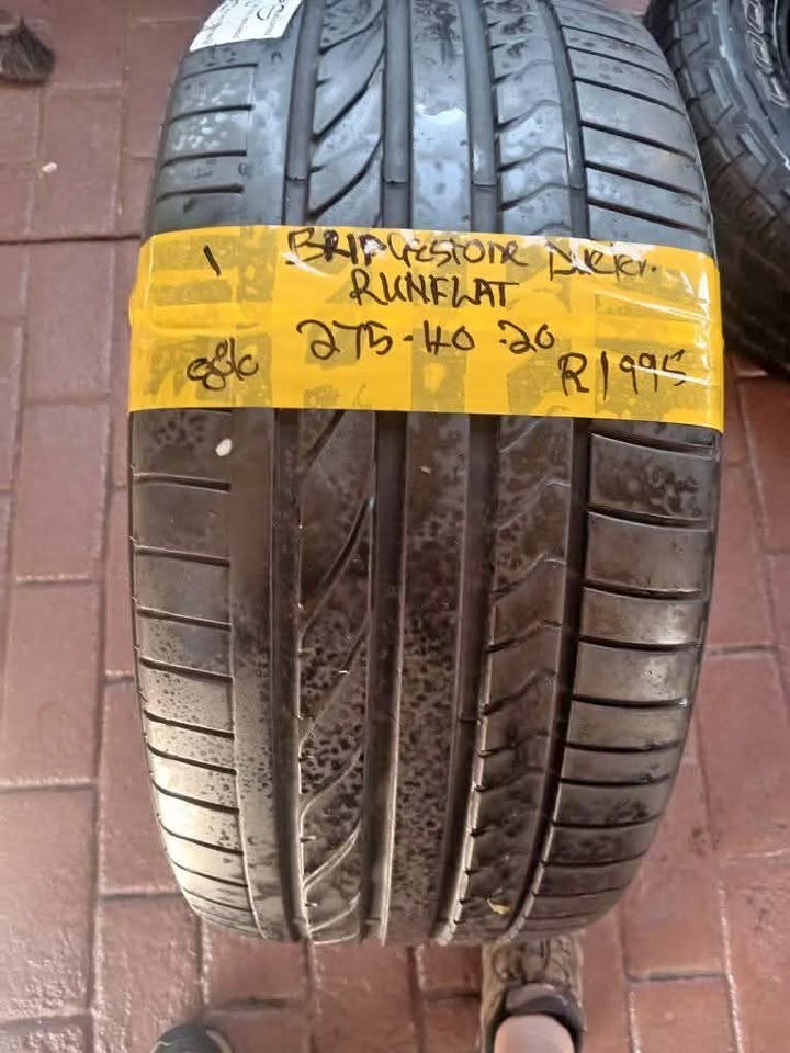 1x Bridgestone Dueler Runflat for X5 BMW - Private Seller 1x Bridgestone Dueler Runflat for X5 BMW - Private Seller
