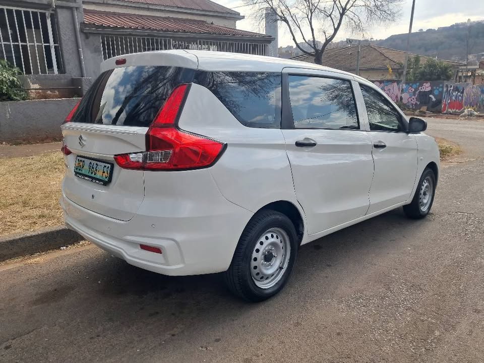 Suzuki Ertiga 1.5 2025