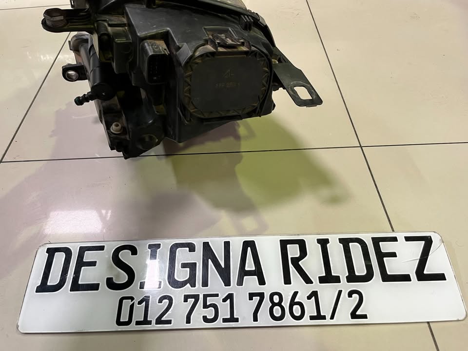 MINI COOPER R56 RIGHT NONE XENON HEADLIGHT AVAILABLE. - Private Seller MINI COOPER R56 RIGHT NONE XENON HEADLIGHT AVAILABLE. - Private Seller