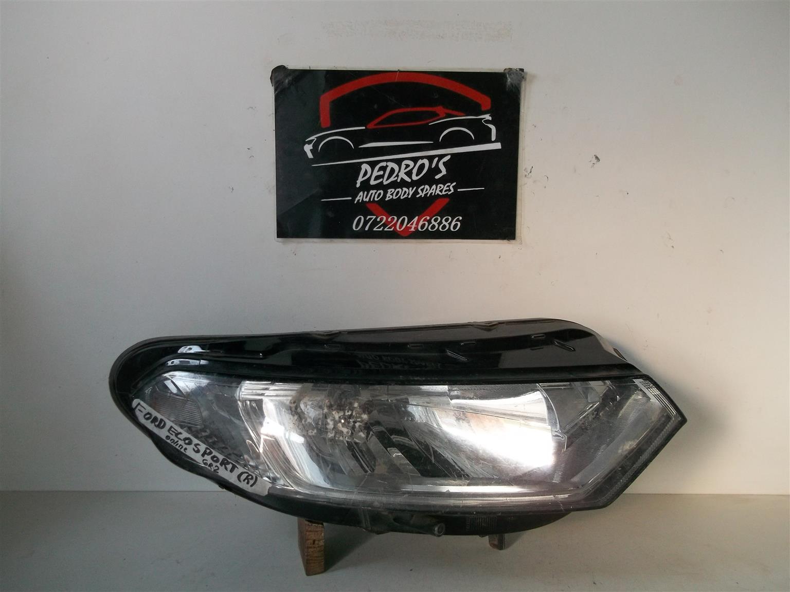 Ford EcoSport '13-'17 left headlight - Private Seller Ford EcoSport '13-'17 left headlight - Private Seller
