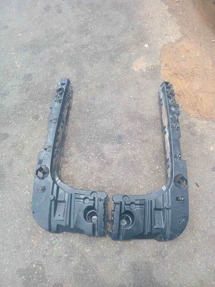 Bmw G01 left and right side rear bumper brackets - Private Seller Bmw G01 left and right side rear bumper brackets - Private Seller