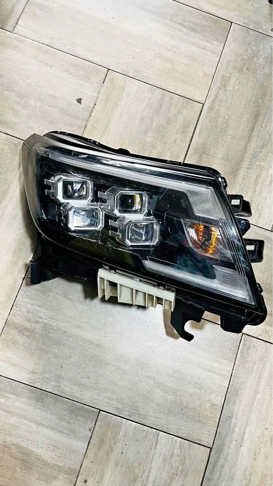 Nissan Navara LED headlight - Private Seller Nissan Navara LED headlight - Private Seller