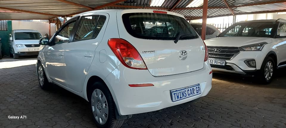 Hyundia i120 1.4 Manual petrol