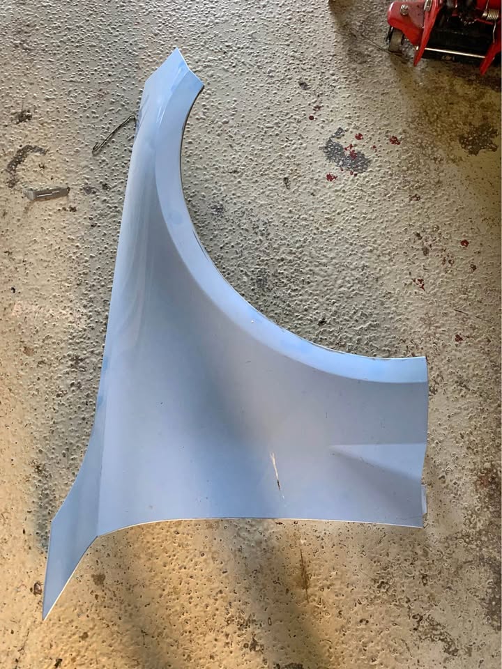 BMW M2 G87 fender