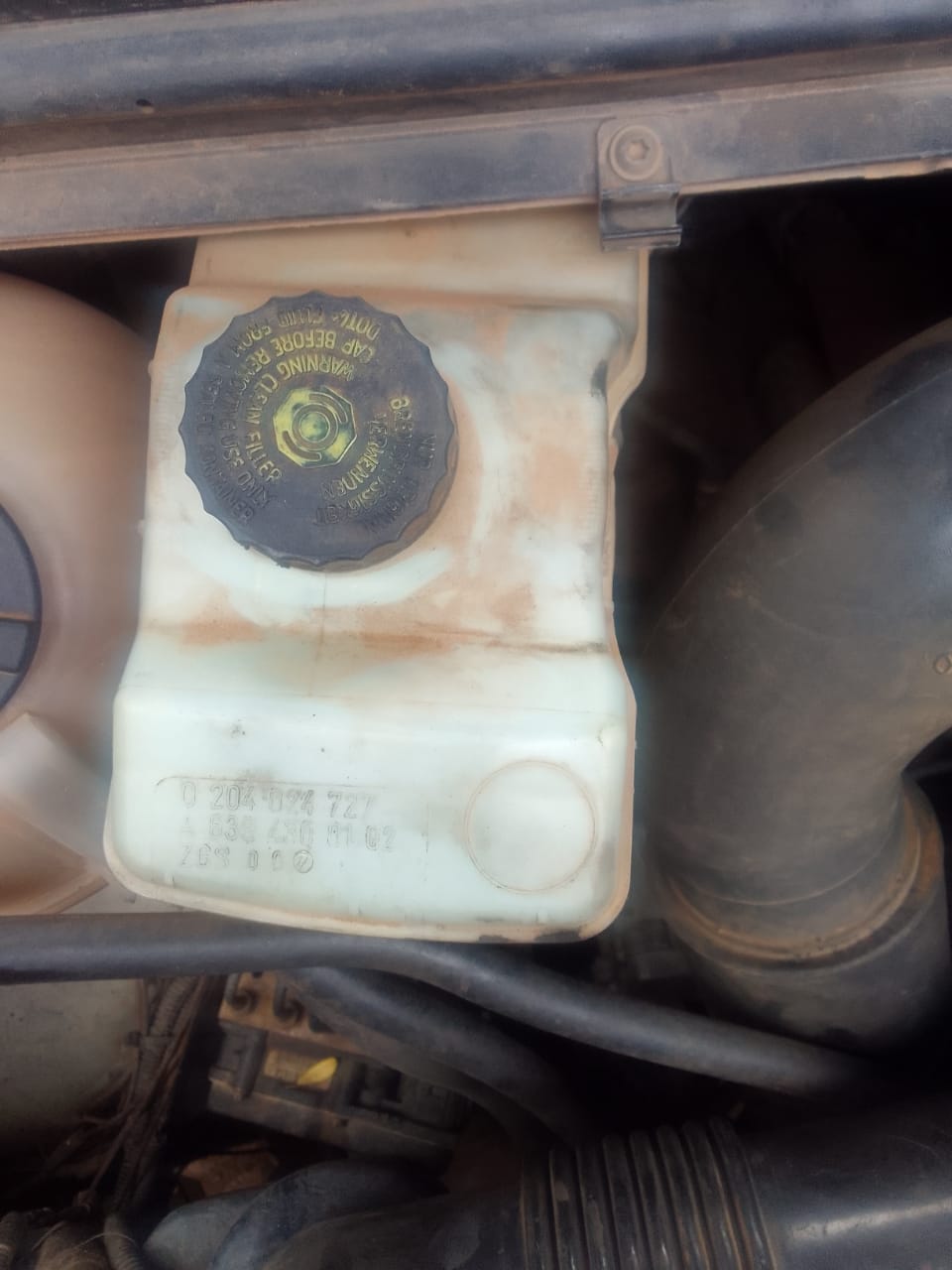 Used Mercedes Vito 116 CDI Brake Fluid Bottle for sale - Private Seller Used Mercedes Vito 116 CDI Brake Fluid Bottle for sale - Private Seller