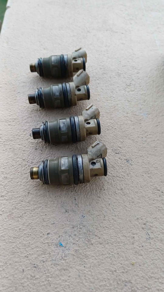 Toyota 20 valve silvertop injectors - Price drop - Private Seller Toyota 20 valve silvertop injectors - Price drop - Private Seller