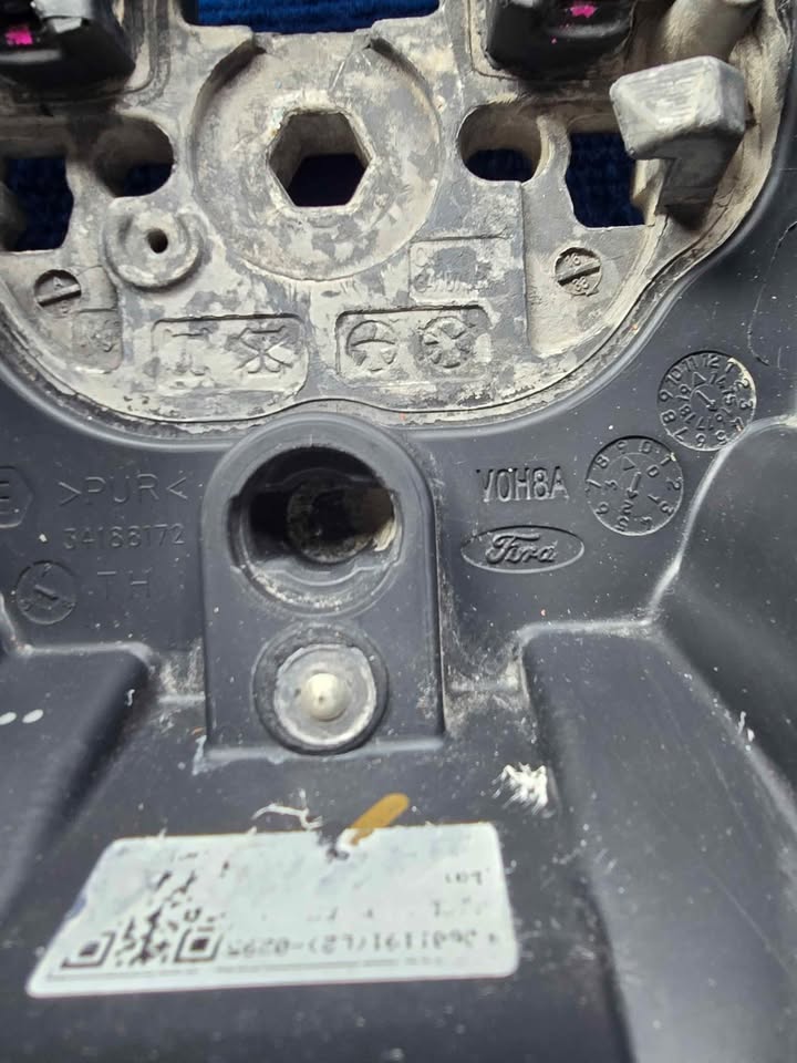 Ford Ranger T7 / T8 Steering Wheel