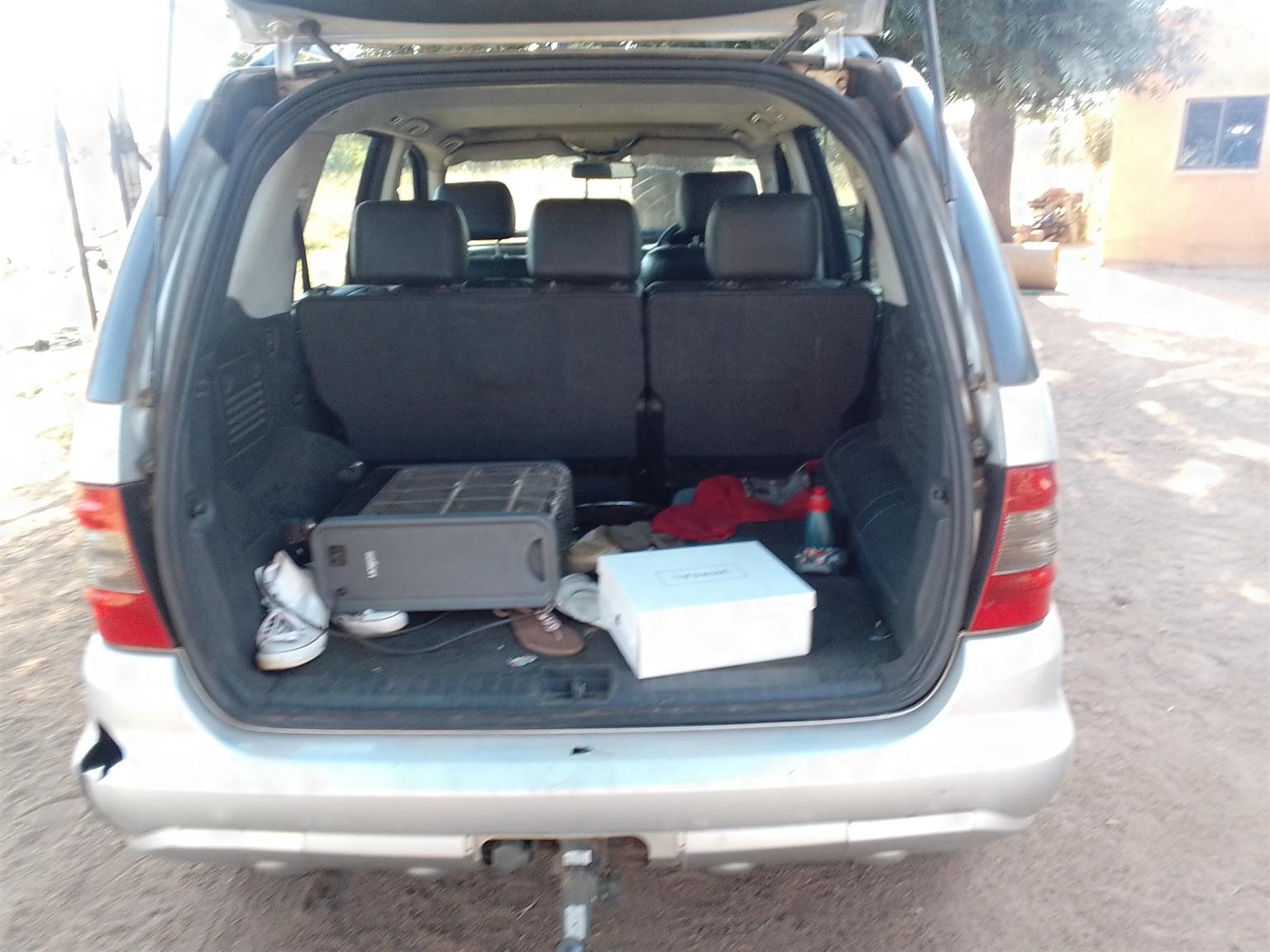 Car Mercedes Benz mL 350