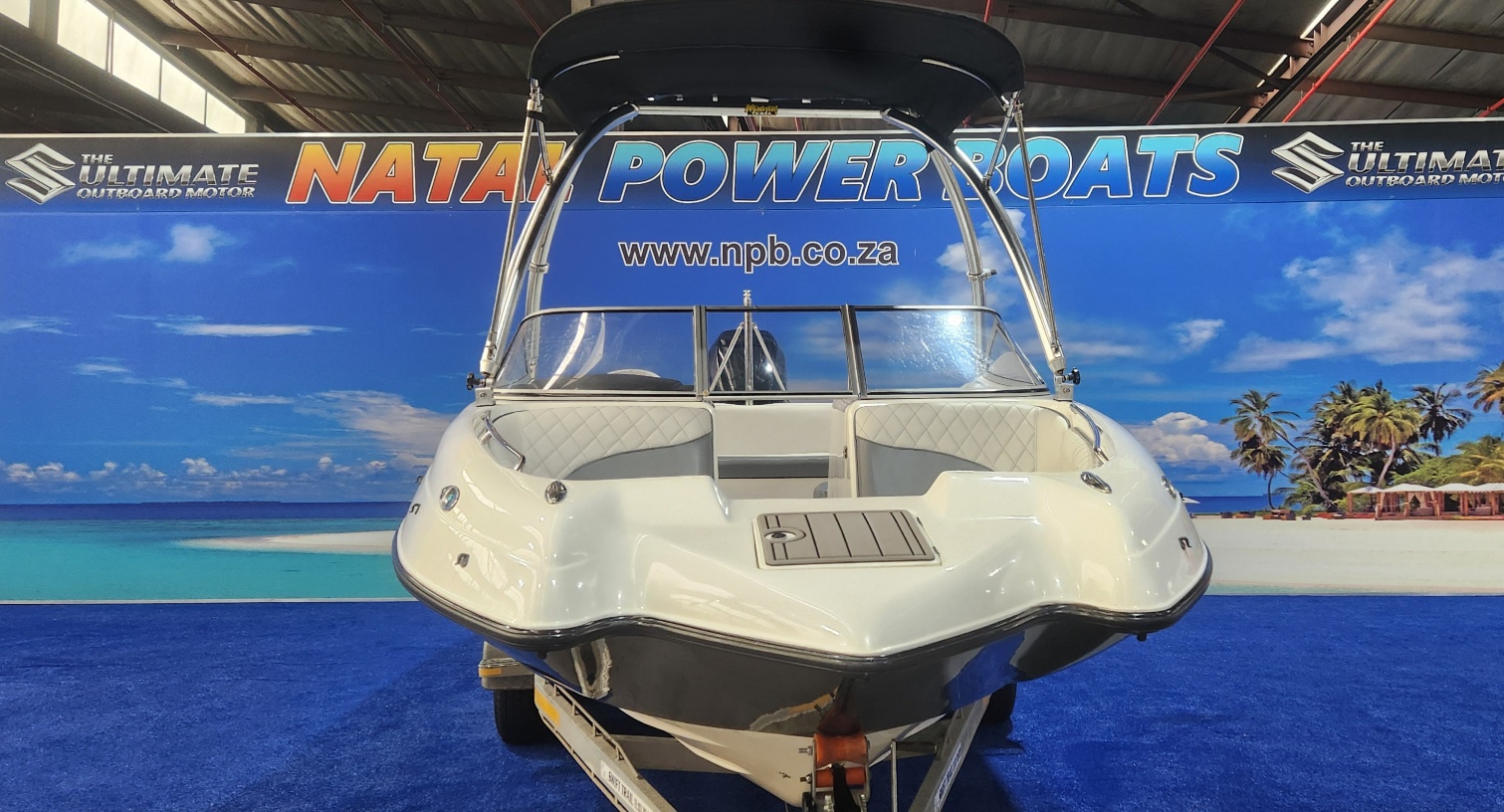CLASSIC 230 ON TRAILER 300 HP MERCURY VERADO 4 STROKE