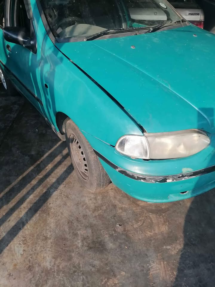Fiat palio stripping - Private Seller