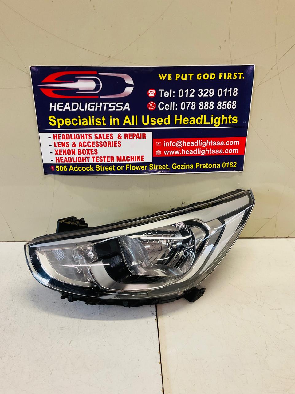 Hyundai Accent left side headlight - Private Seller Hyundai Accent left side headlight - Private Seller