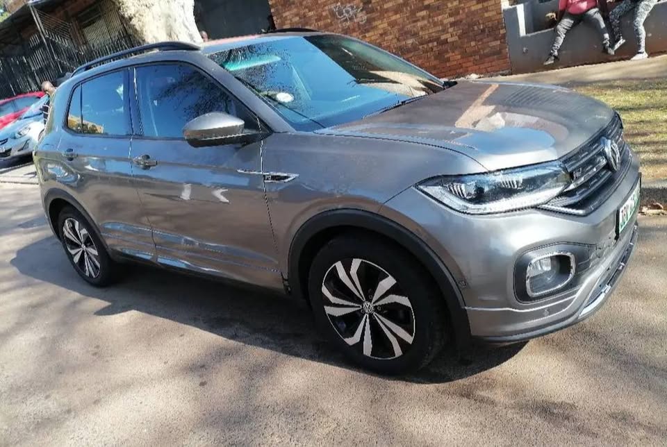 2019 VOLKSWAGEN T CROSS 1.0 MANUAL TRANSMISSION IN EXCELLENT CONDITION