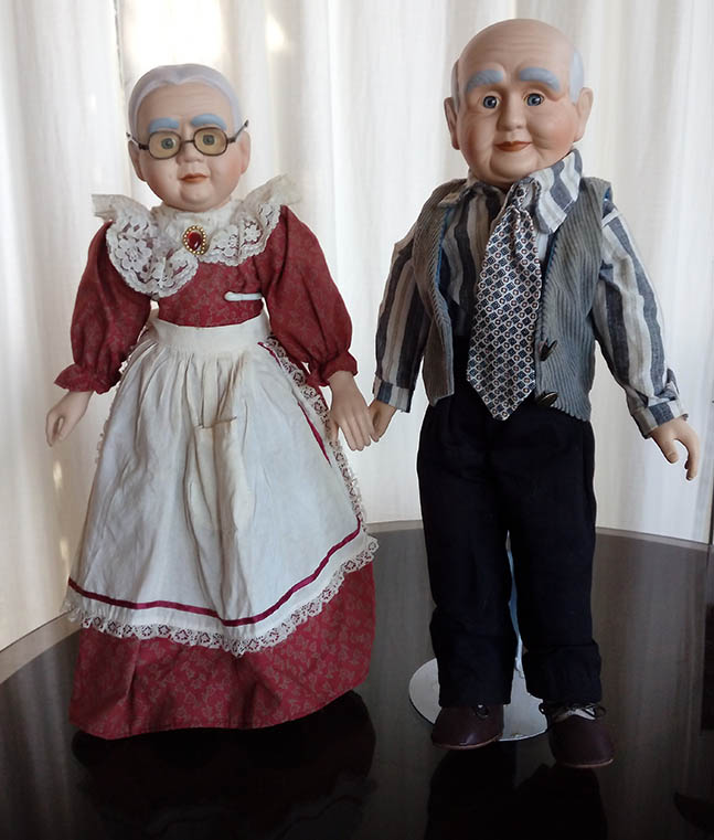 vintage grandma and grandpa dolls