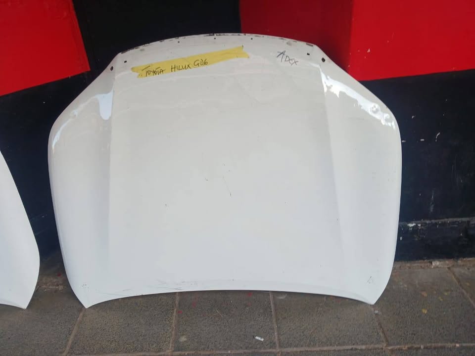 Toyota hulix GD6 bonnet - Private Seller