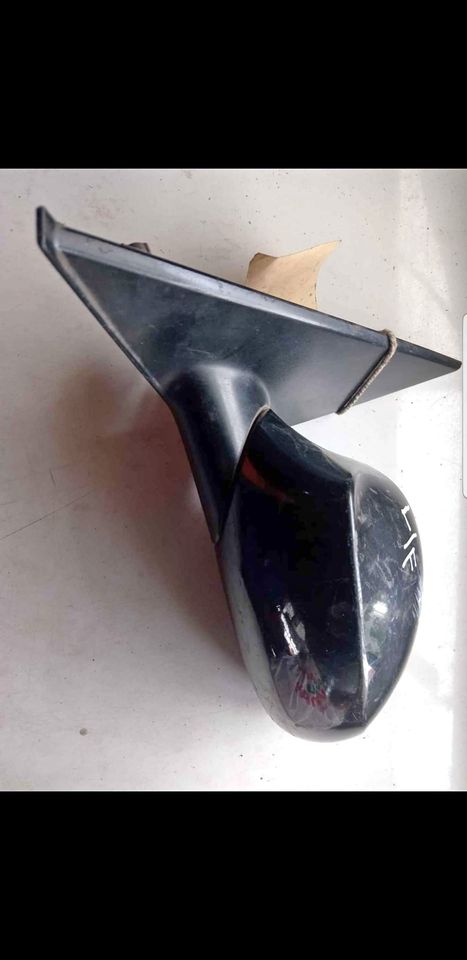 Bmw 1 series e87 lhs door mirror selling - Private Seller