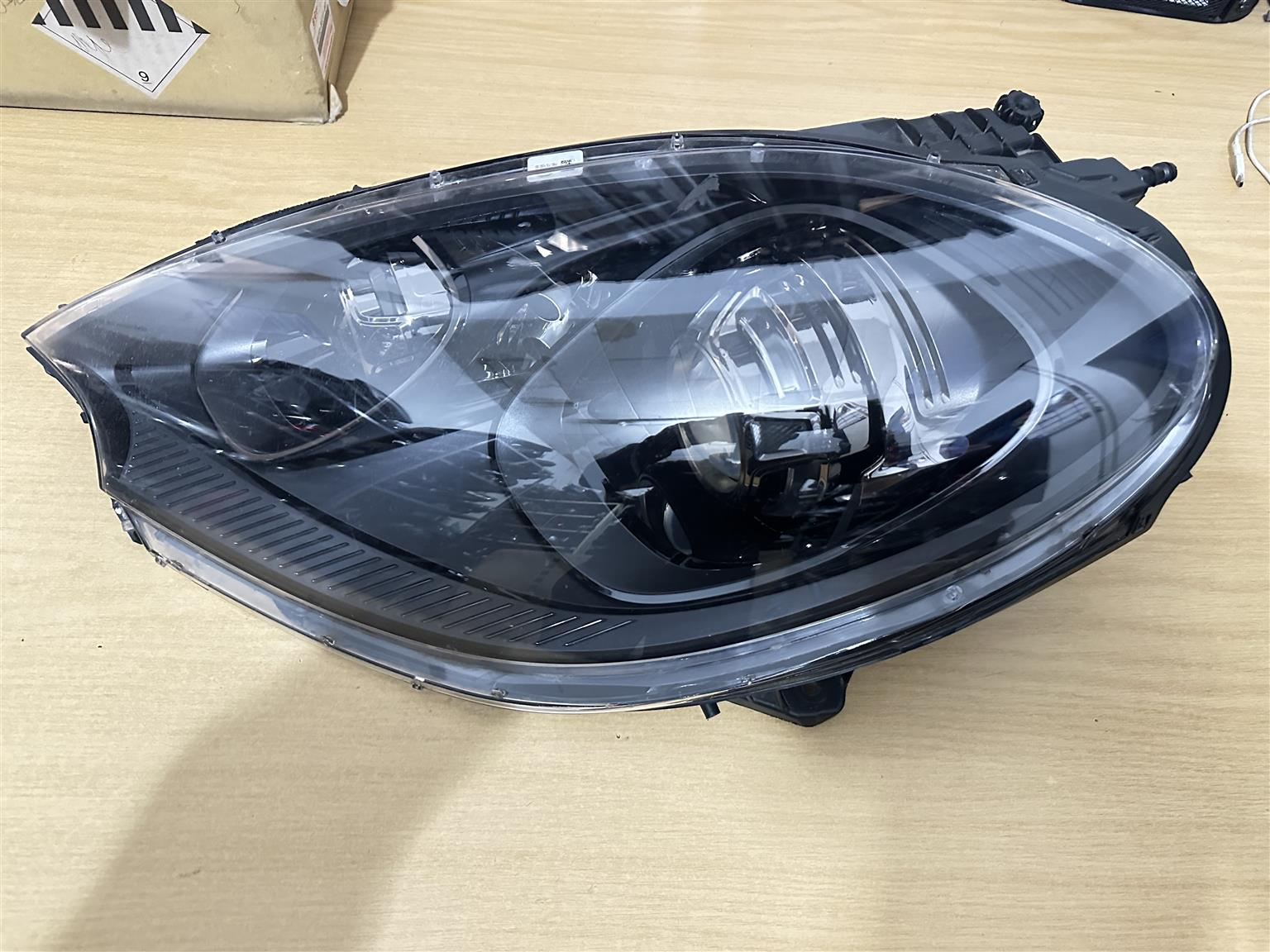 Porsche Macan 95B Headlight - Private Seller