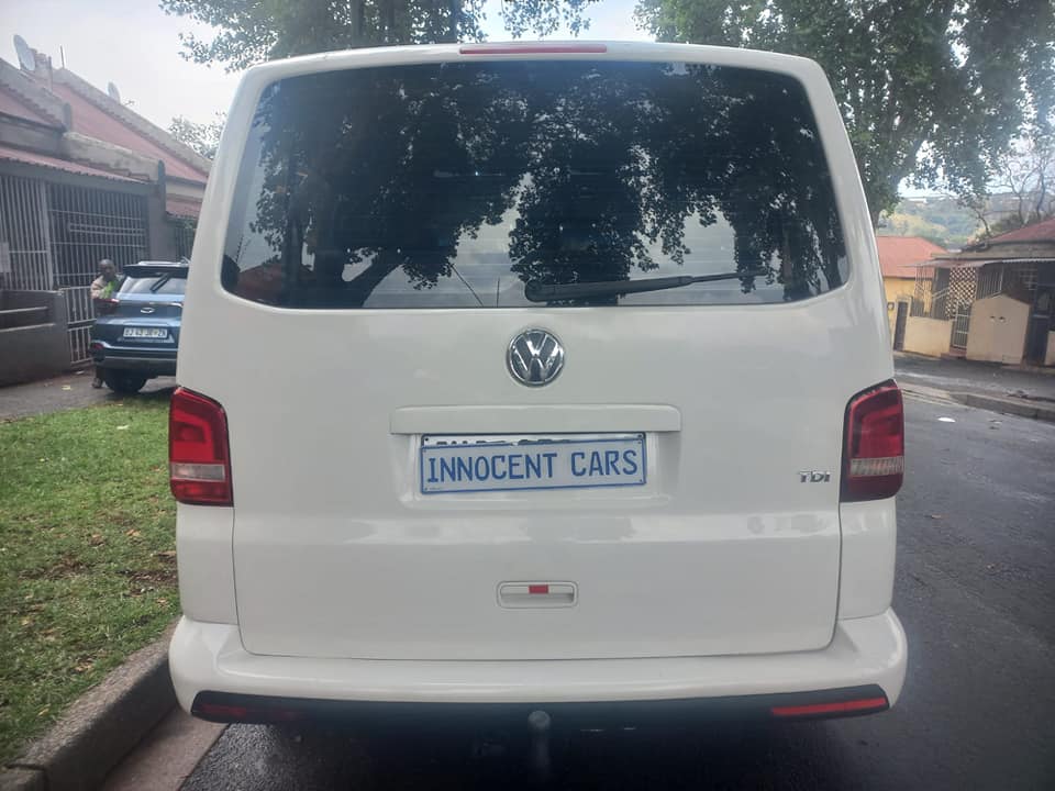 2013 VW T5 COMBI 2.0 TDI DIESEL, MANUAL, WHITE COLOR, MILEAGE 128000KM