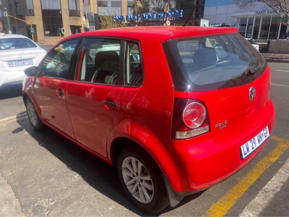 2014 Polo Vivo 1.4 Comfortline 75000km