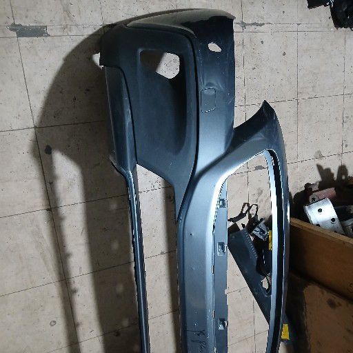 Volvo v40 bumper - Private Seller