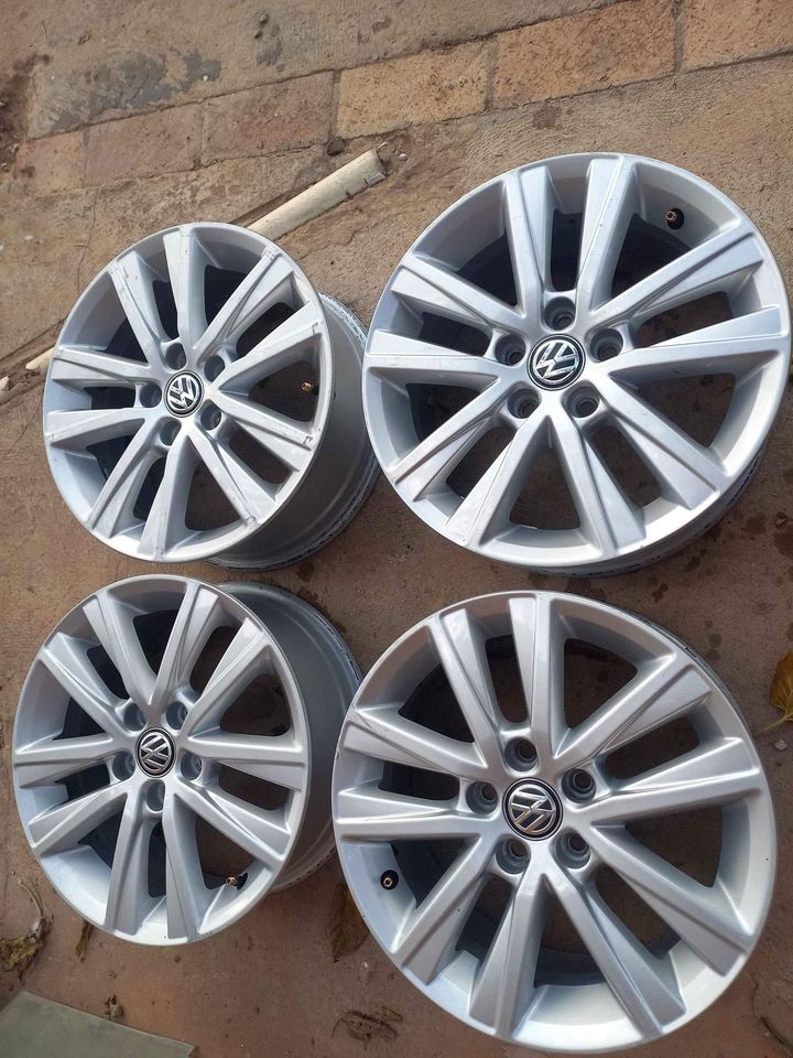 Vw polo mags size 15 original set | Junk Mail Marketplace