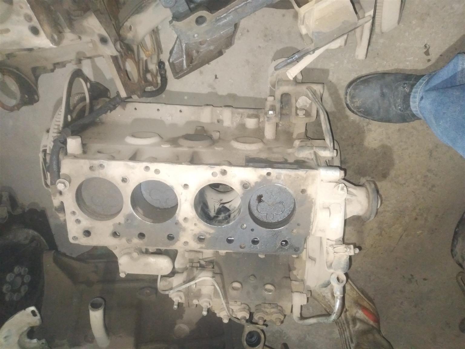 Isuzu c190 half engine for spare - Private Seller Isuzu c190 half engine for spare - Private Seller