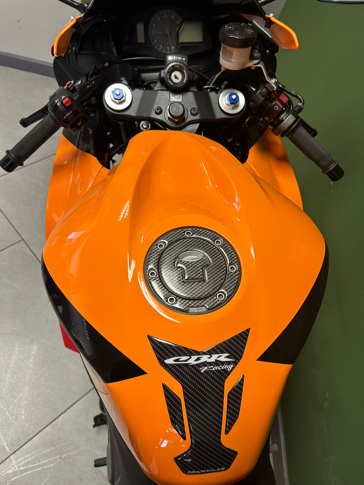2010 HONDA CBR600RR - Private Seller 2010 HONDA CBR600RR - Private Seller