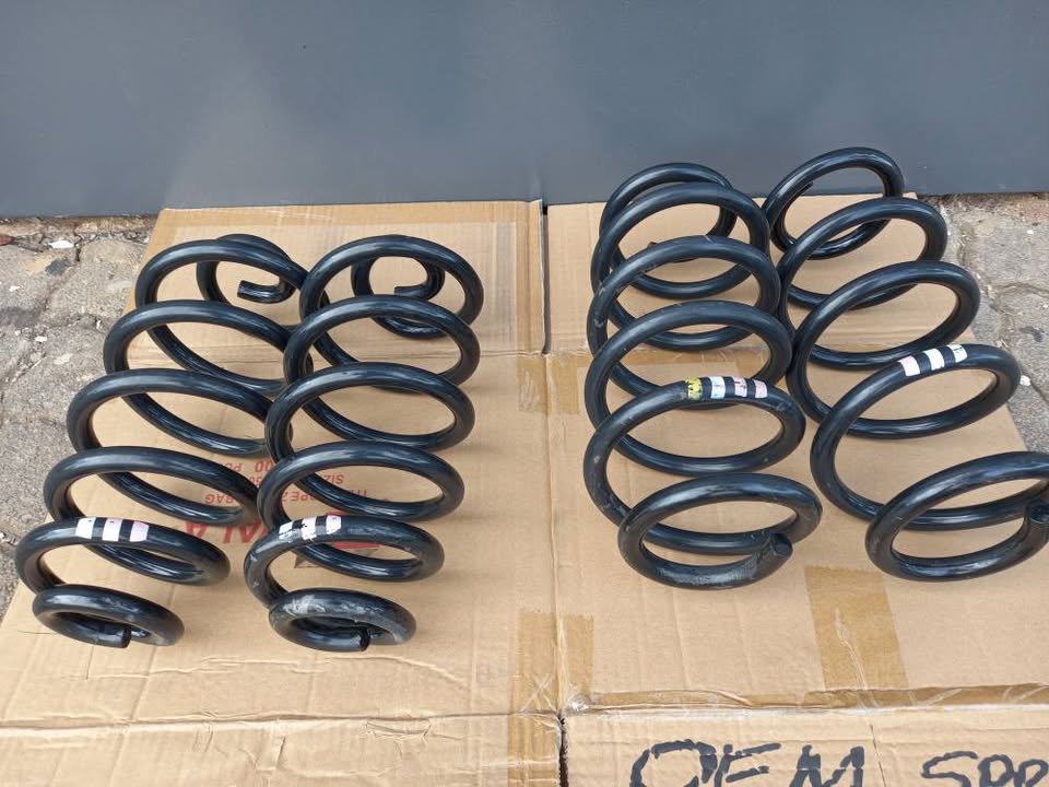 Audi A4 original springs - Private Seller