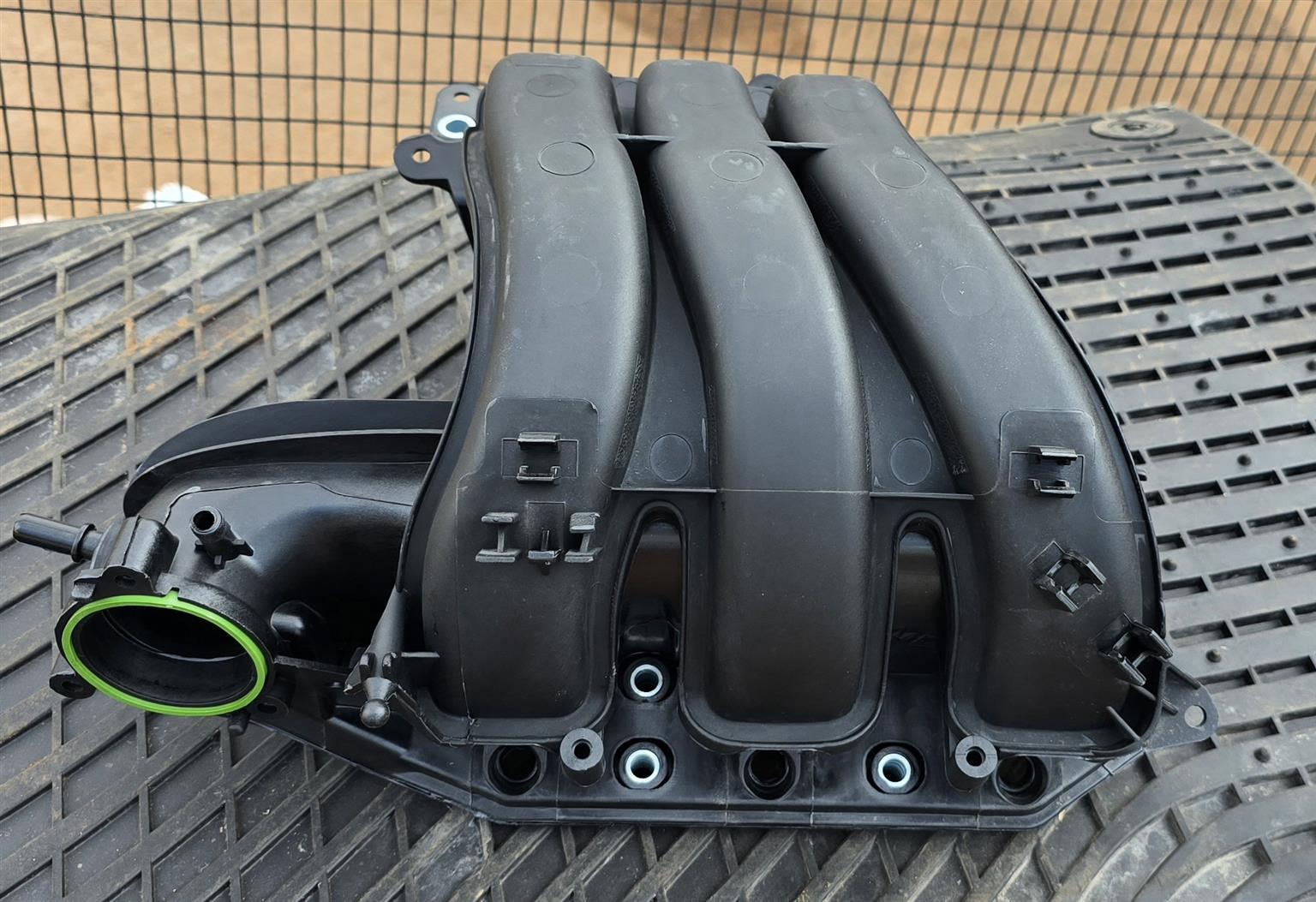 New stock arrivals intake manifold vw up 1.0 chy - Private Seller