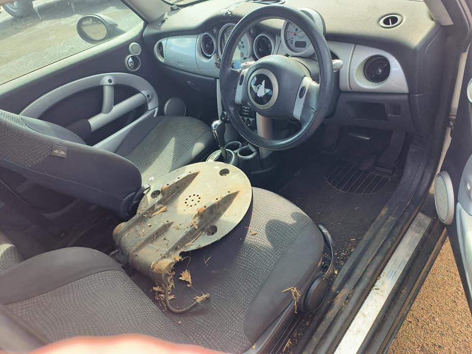 Mini Cooper Stripping for Spares - Private Seller Mini Cooper Stripping for Spares - Private Seller