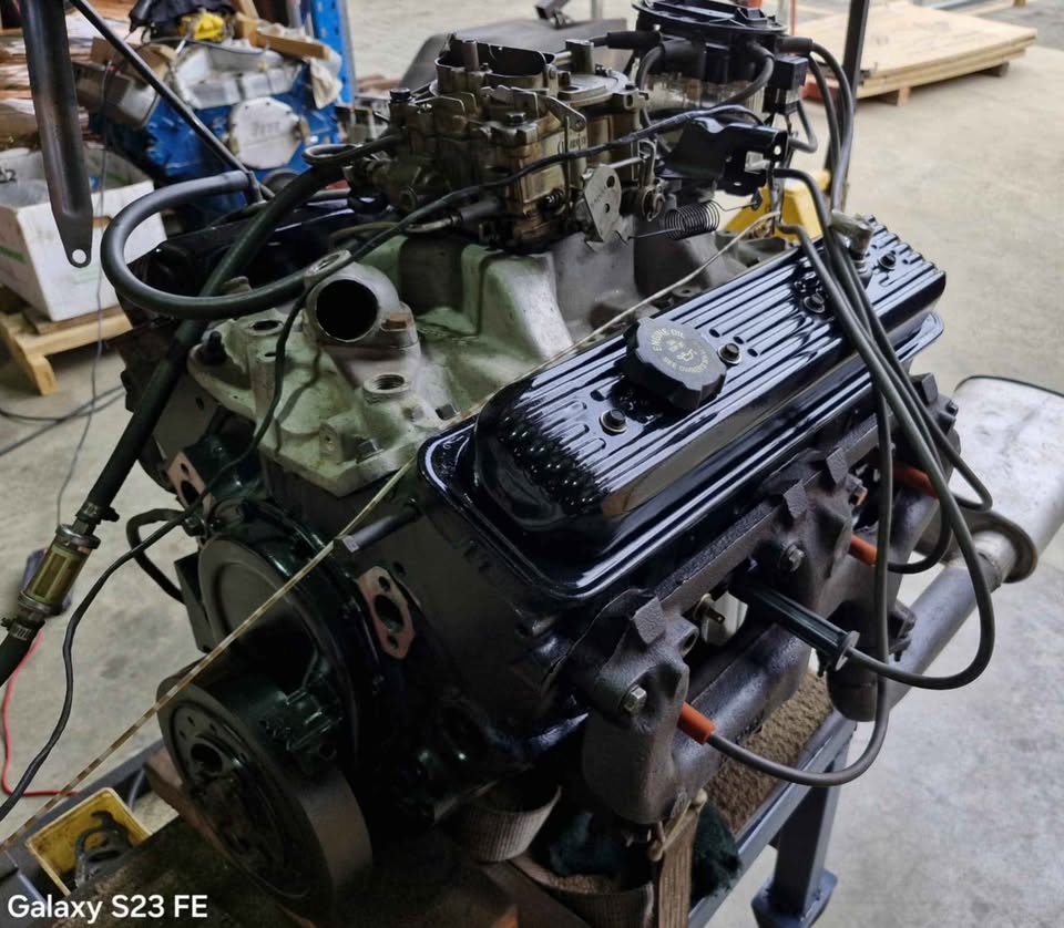 Tidy Chevy 5.7L engine