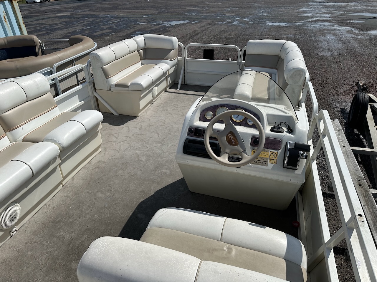 2008 Bentley Pontoon Boat 200 Cruise - 12 People