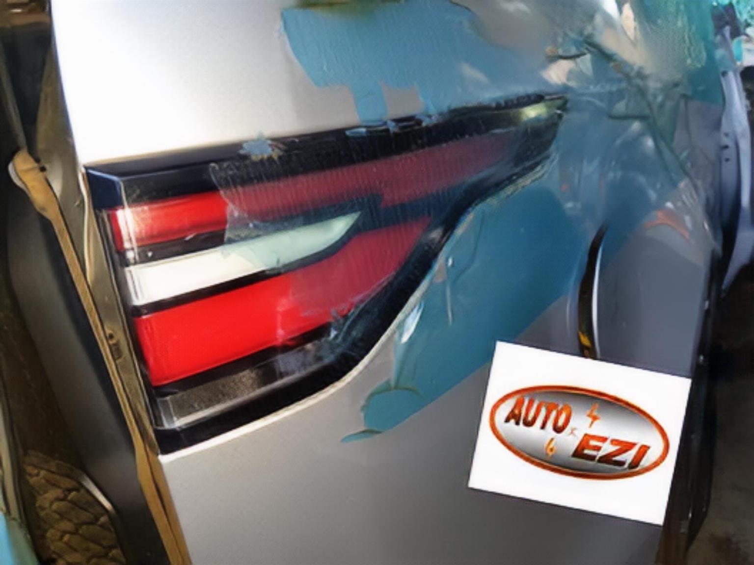 LAND ROVER DISCOVERY 5 RIGHT SIDE BODY TAIL LIGHT