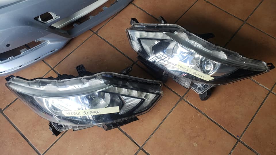 Nissan Quashqai Headlights - Private Seller Nissan Quashqai Headlights - Private Seller