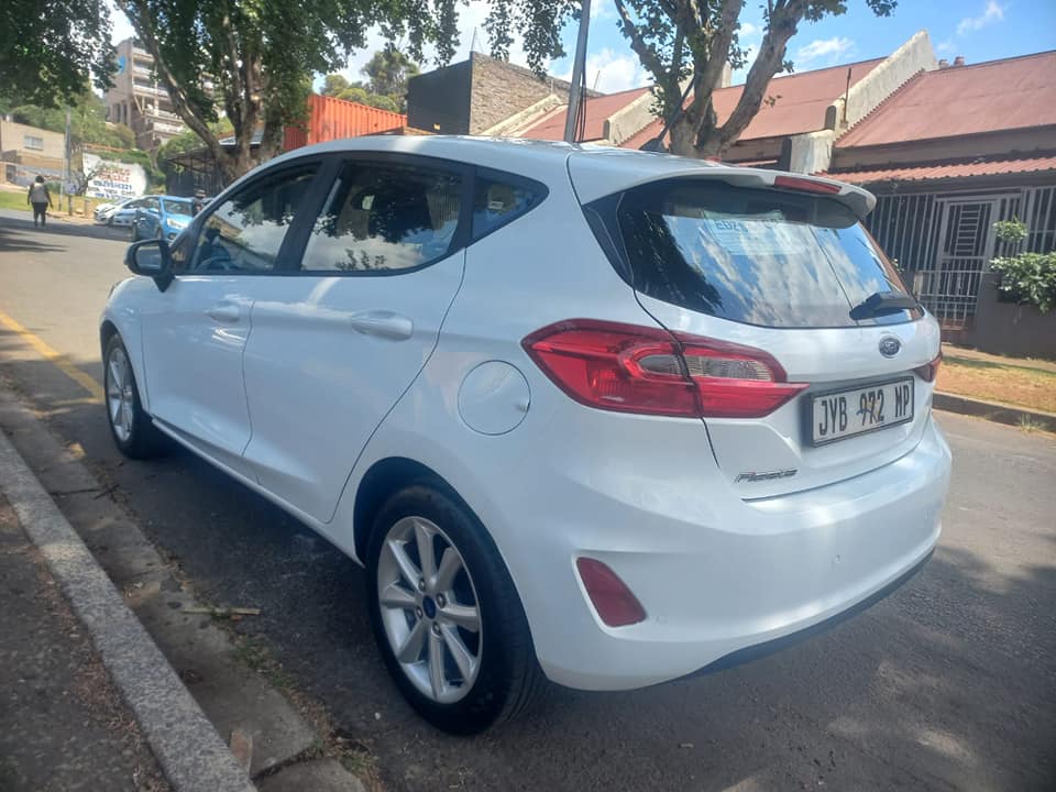2019 FORD FIESTA ECOBOOST 1.0 PETROL, AUTOMATIC, WHITE COLOR