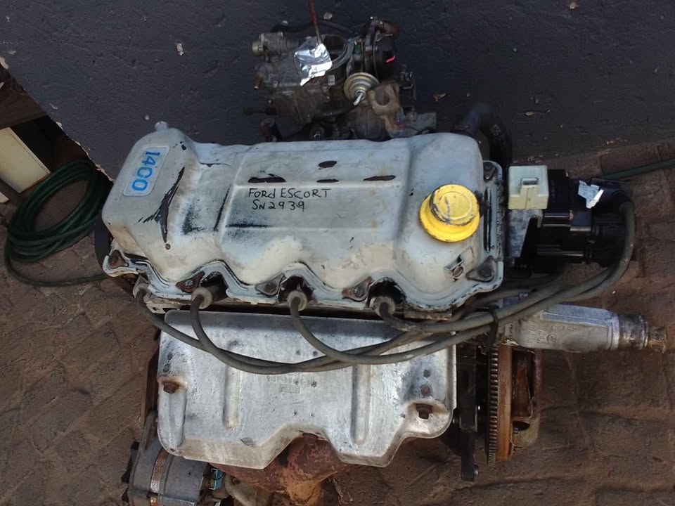 Ford escort 1400 carburetor engine still running good for sale - Private Seller