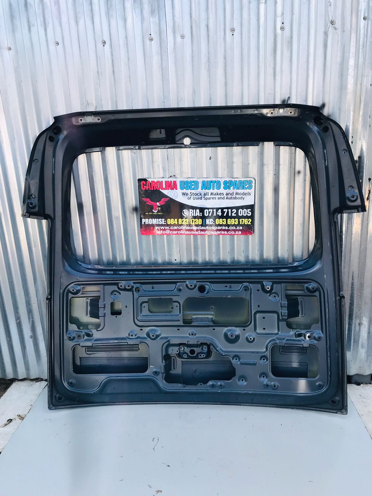 Hyundai H1 Staria Wagon tailgate - Private Seller Hyundai H1 Staria Wagon tailgate - Private Seller