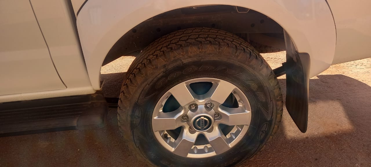 Used 2020 Nissan Hardbody 2.4 16V double cab 4x4 SE - Private Seller