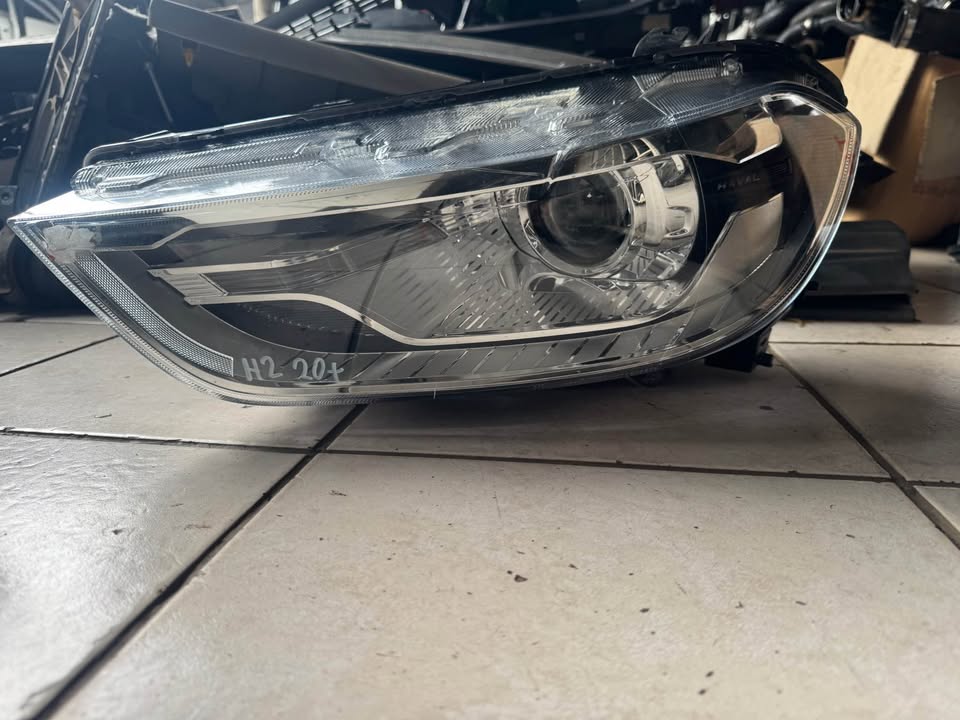 Haval H2 Left and Right Headlight - Private Seller