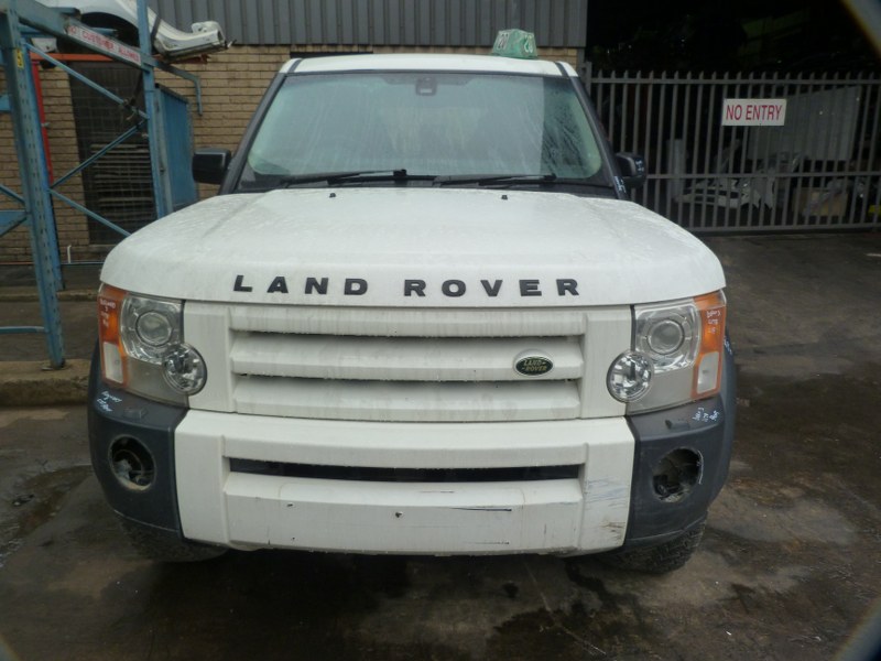 Land Rover Discovery 3 2.7 TDV6 AT White - 2005 STRIPPING FOR SPARES - Private Seller Land Rover Discovery 3 2.7 TDV6 AT White - 2005 STRIPPING FOR SPARES - Private Seller