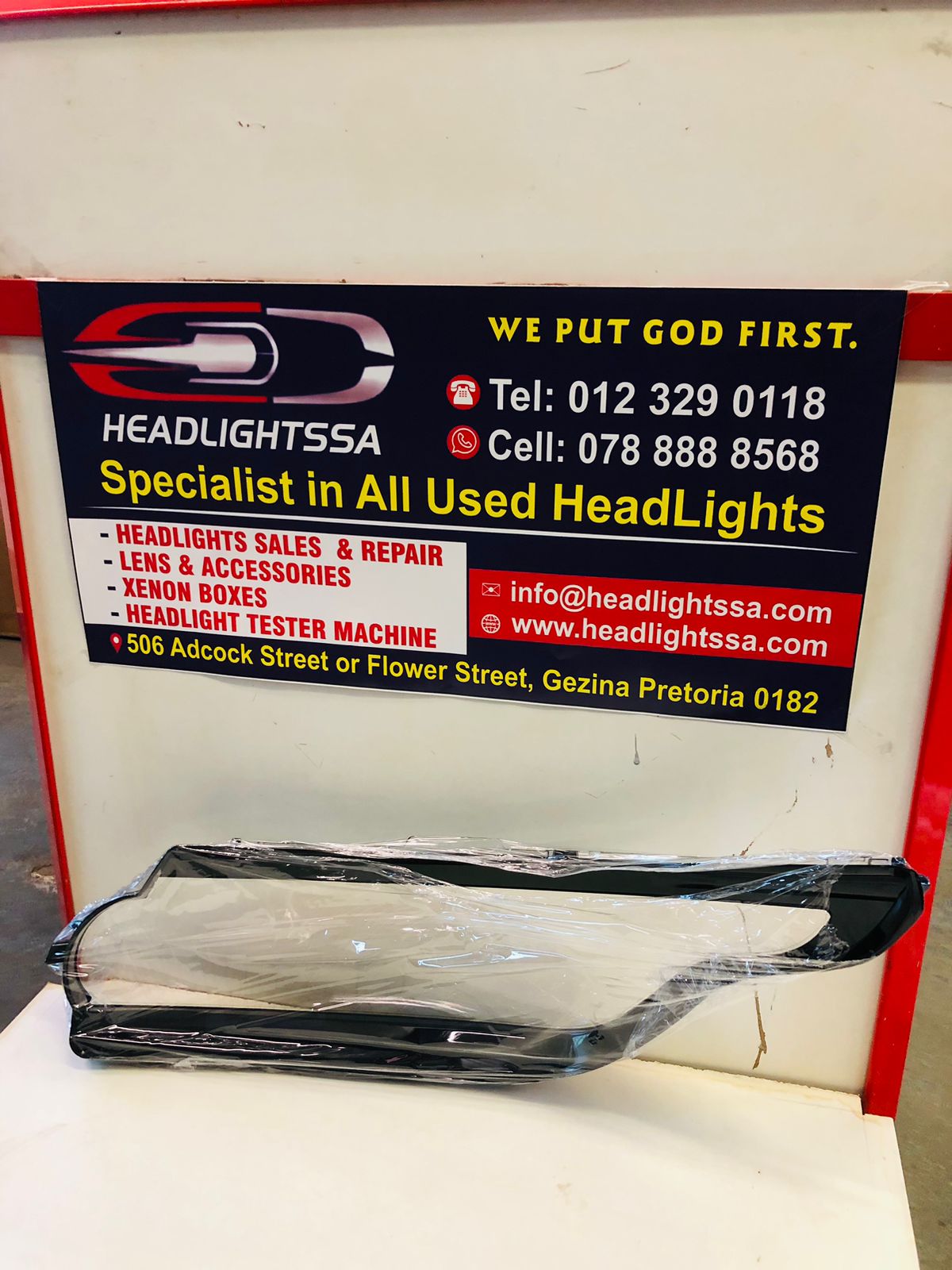 Range Rover Sport right side headlight replacement lens - Private Seller