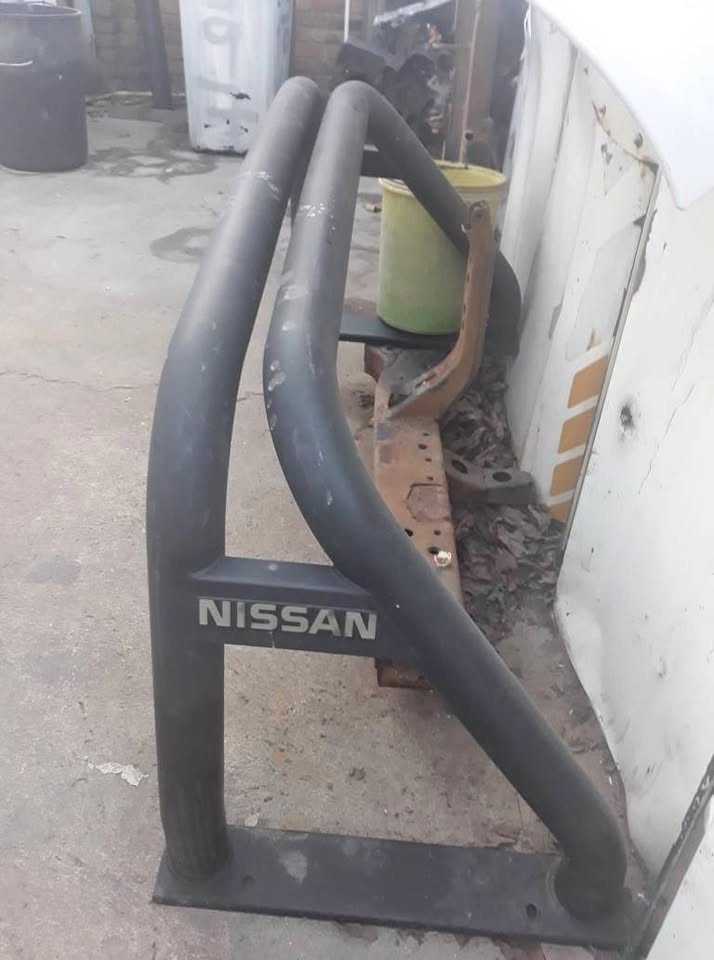 Nissan Np300 Double Cab Roll Bar For Sale - Private Seller