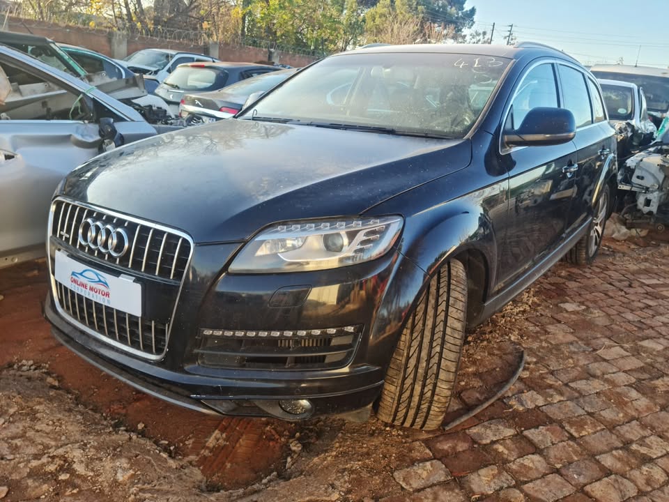 2012 AUDI Q7 4.2 DIESEL STRIPPING AS SPARES - Private Seller