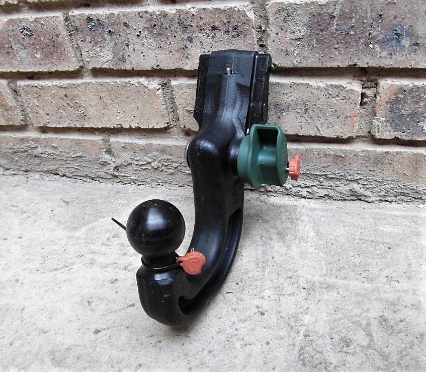 Land Rover Towbars | FOR SALE
