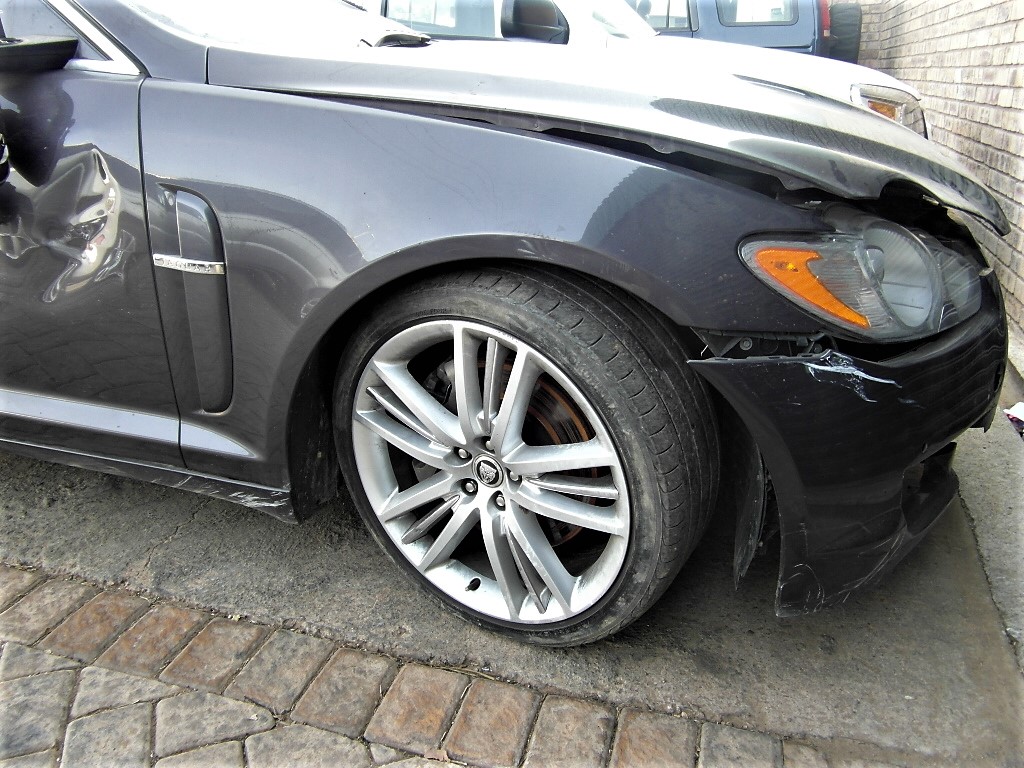 Jaguar XF Fender for sale | AUTO EZI - Private Seller