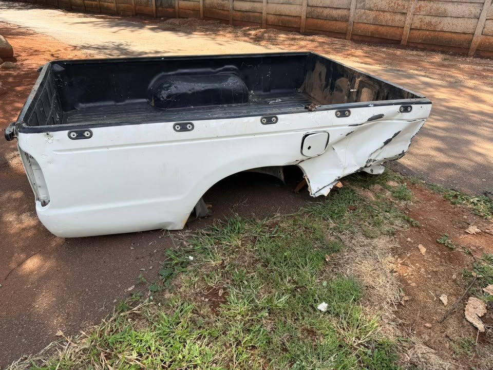 Ford Ranger Single Cab Loading Bin - Private Seller Ford Ranger Single Cab Loading Bin - Private Seller