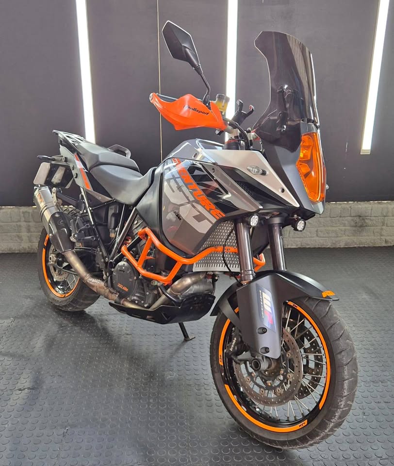 2014 KTM 1190 Adventure - 39 000km- Tinted Screen - Crash Bars - Spotlights - Private Seller 2014 KTM 1190 Adventure - 39 000km- Tinted Screen - Crash Bars - Spotlights - Private Seller