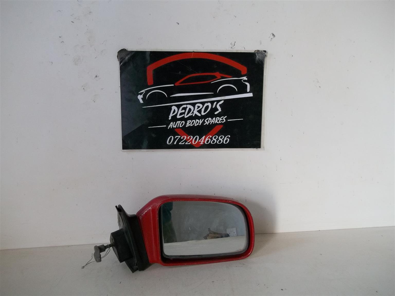 Hyundai Elantra '90-'95 right mirror (Manual) - Private Seller Hyundai Elantra '90-'95 right mirror (Manual) - Private Seller